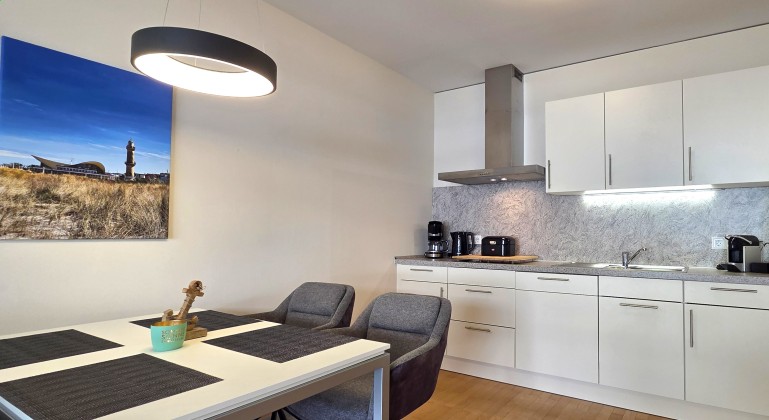 Ferienwohnung Koralle - Wohnbereich und Küche