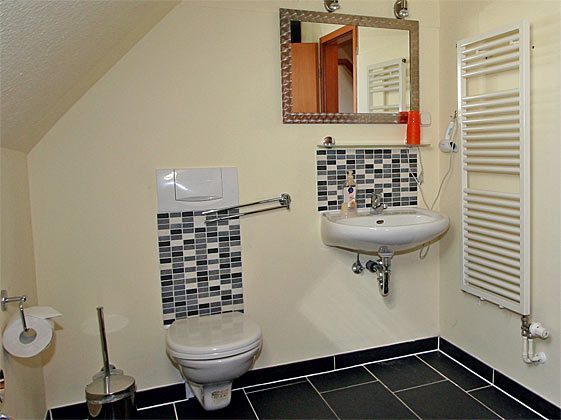 Ferienwohnung Warnemünde Badezimmer