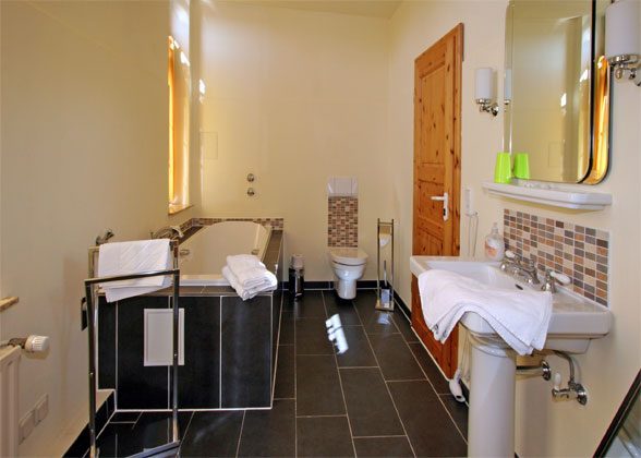 Warnemünde Apartment Badezimmer