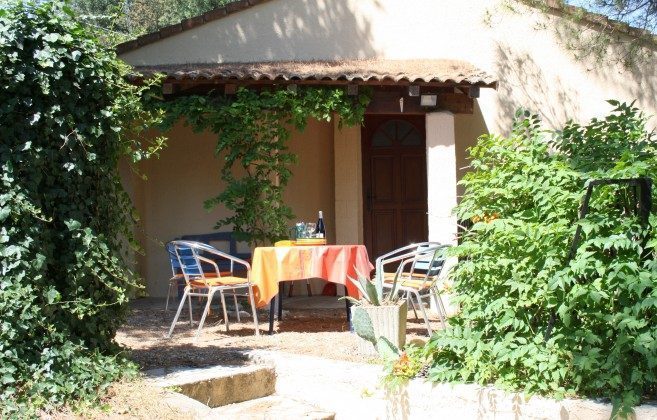 Provence Ferienhaus Pont du Gard - Kundennummer 2970