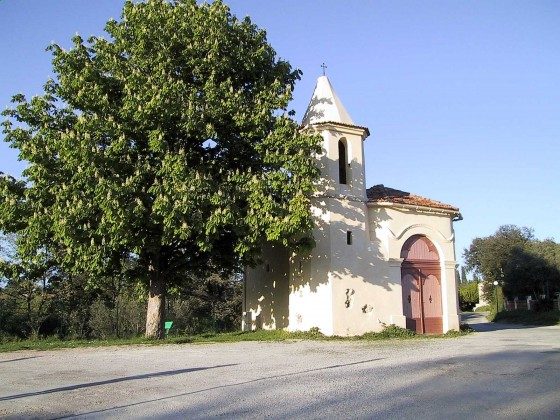 Chapelle St. Anne, Nahe am Haus