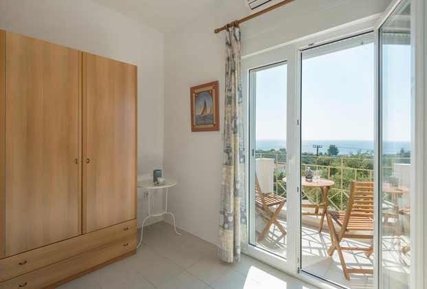 Schlafzimmer 3 mit Balkon - Objekt 98602-1