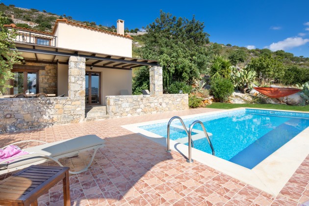 Ferienhaus und Pool - Bild 2 - Objekt 196244-1