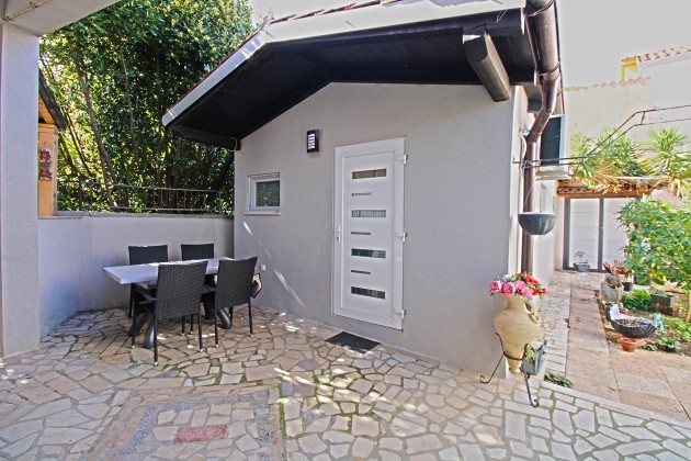 A1 Terrasse  und Eingang - Bild 2 - Objekt 160284-404