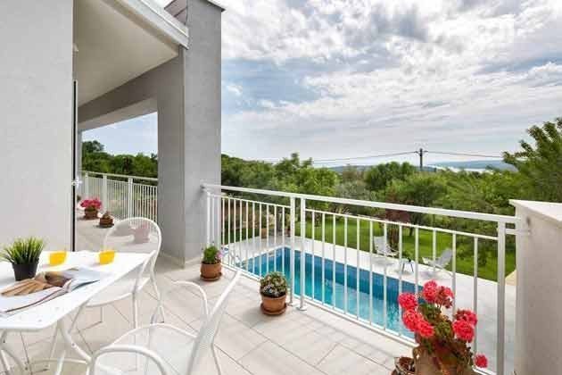 Blick vom Balkon - Bild 1 - Objekt 138493-24