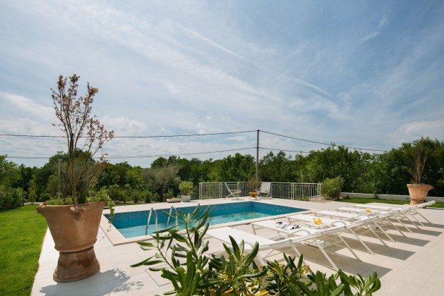 der Pool - Bild 1 - Objekt 138493-25