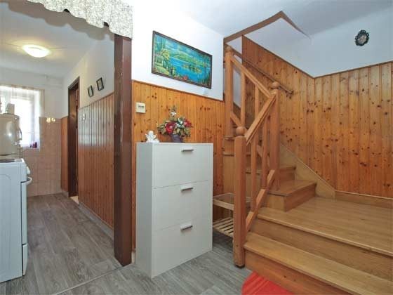 Treppe ins Obergeschoss - Objekt 160284-246