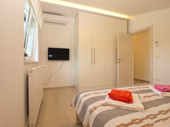 Schlafzimmer 1 mit Doppelbett - Bild 2 Objekt 160284-402 