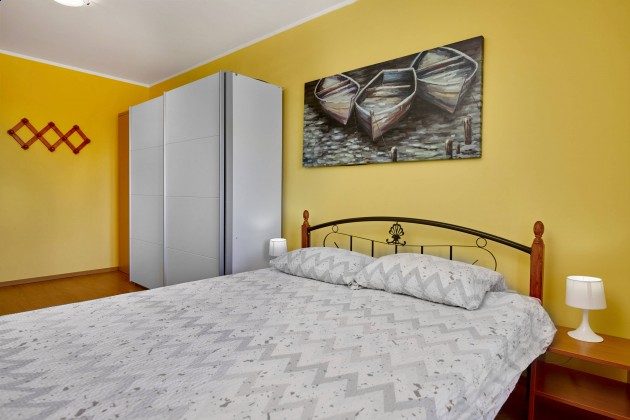 Schlafzimmer 1 - Bild 2 - Objekt 225602-10