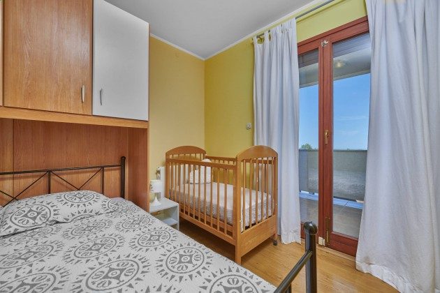 Schlafzimmer 2 - Bild 2 - Objekt 225602-10