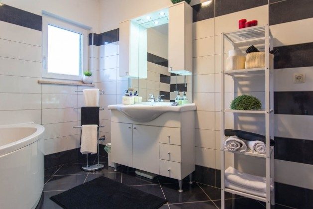 Badezimmer - Bild 2 - Objekt 225602-7 