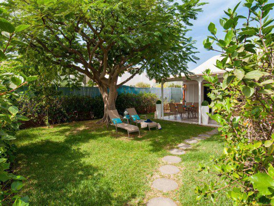 GC 164835-28 privater Garten und Terrasse